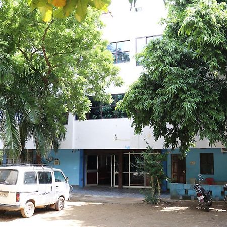 Hotel Siva Sakthi Tiruvannāmalai Esterno foto