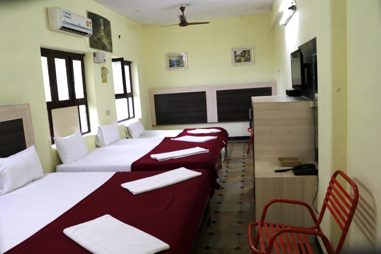 Hotel Siva Sakthi Tiruvannāmalai Esterno foto