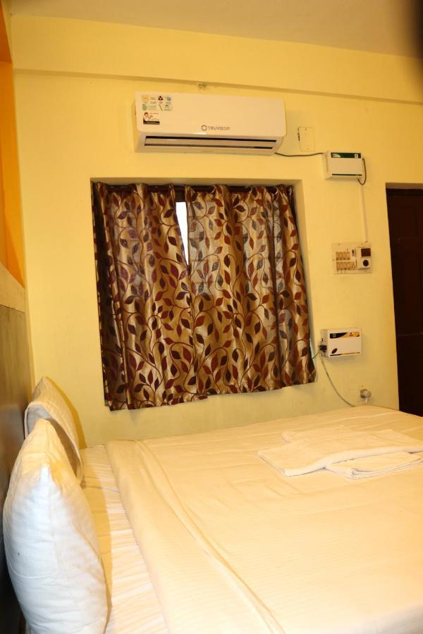 Hotel Siva Sakthi Tiruvannāmalai Esterno foto
