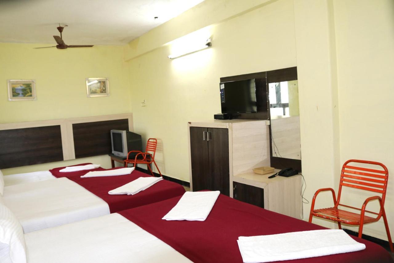 Hotel Siva Sakthi Tiruvannāmalai Esterno foto